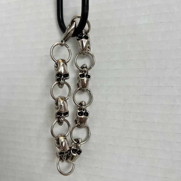 Polished Stainless Steel Skull Link Bracelet 9" Biker Gothic Punk Rock Jewelry - Picture 2 of 4